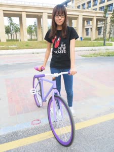 2:binary?id=A1bW0zIJ72QkmGQQ9FsOIea9ElO9VeE3nUQhyDhjyYh1nUR_2BknLbrLFZSnD7XfBXdj8wJ9aRz9k_3D:This dreamy purple bike should be able to win many girls’ hearts.
