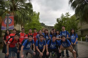 7:binary?id=_2BjF76UlOgP2NQHEyqA8H_2FAcSuN2c92K8Da_2F0dveE2VAMQevBAK8LprmTQqk4YOaA:A group photo of UM students at National Chengchi University
