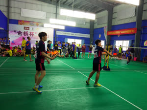 2:binary?id=i4l_2FxN4Dhb6TkJim6p71zp6_2FobGIEp2hfODwD7TQWYhDf8ICs6zgmwKt5l5slHpX:UM Badminton Team members Bai Yongzhe (left) and Iek U Ieong (right)